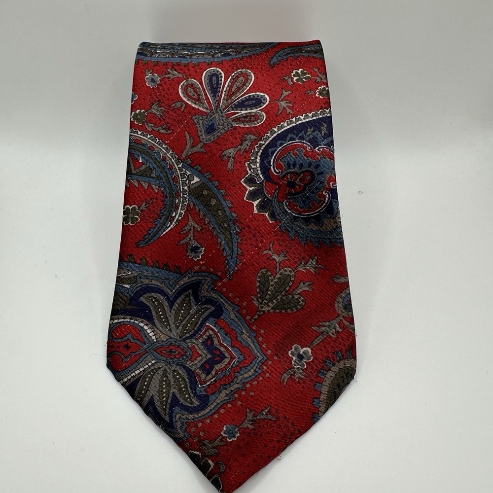 Vintage Arturo Philippe Red Blue Paisley Necktie USA Made Classic Tie - Picture 6 of 6